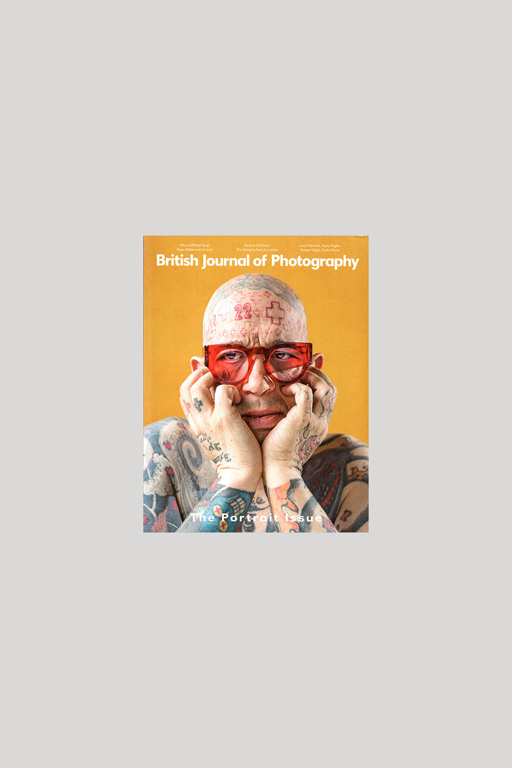 British Journal of Photography - no.7888 October 2019 티셔츠, 워시드 헤비웨이트 티셔츠, 옥스포드셔츠, 버튼다운셔츠, 메신저백, 캔버스백